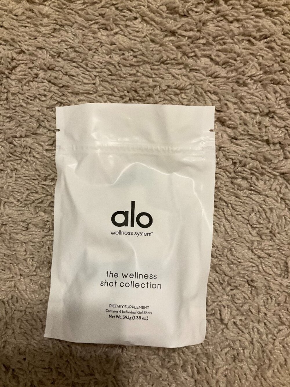 ALO YOGA WELLNESS shot collection dietary supplements. SIZE 1.38 FL.OZ.
